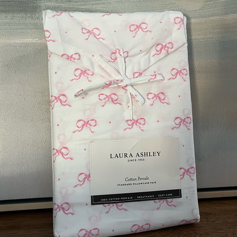 Laura Ashley Pink Bow Standard Pillow Cases